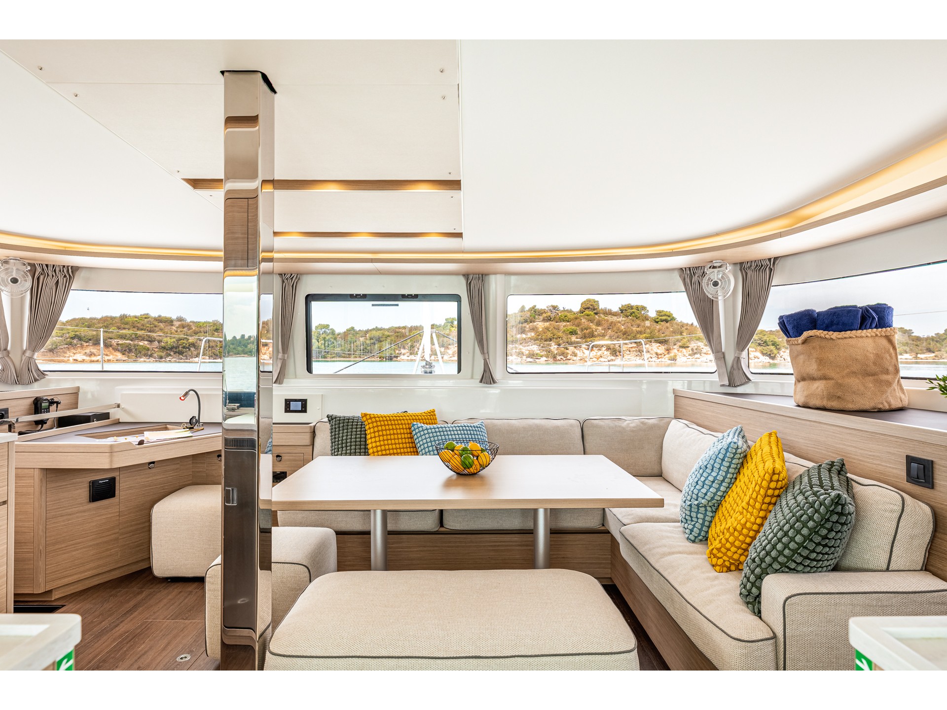 Photo #12 - Lagoon 46 (M&M) in Porto Heli - 17619