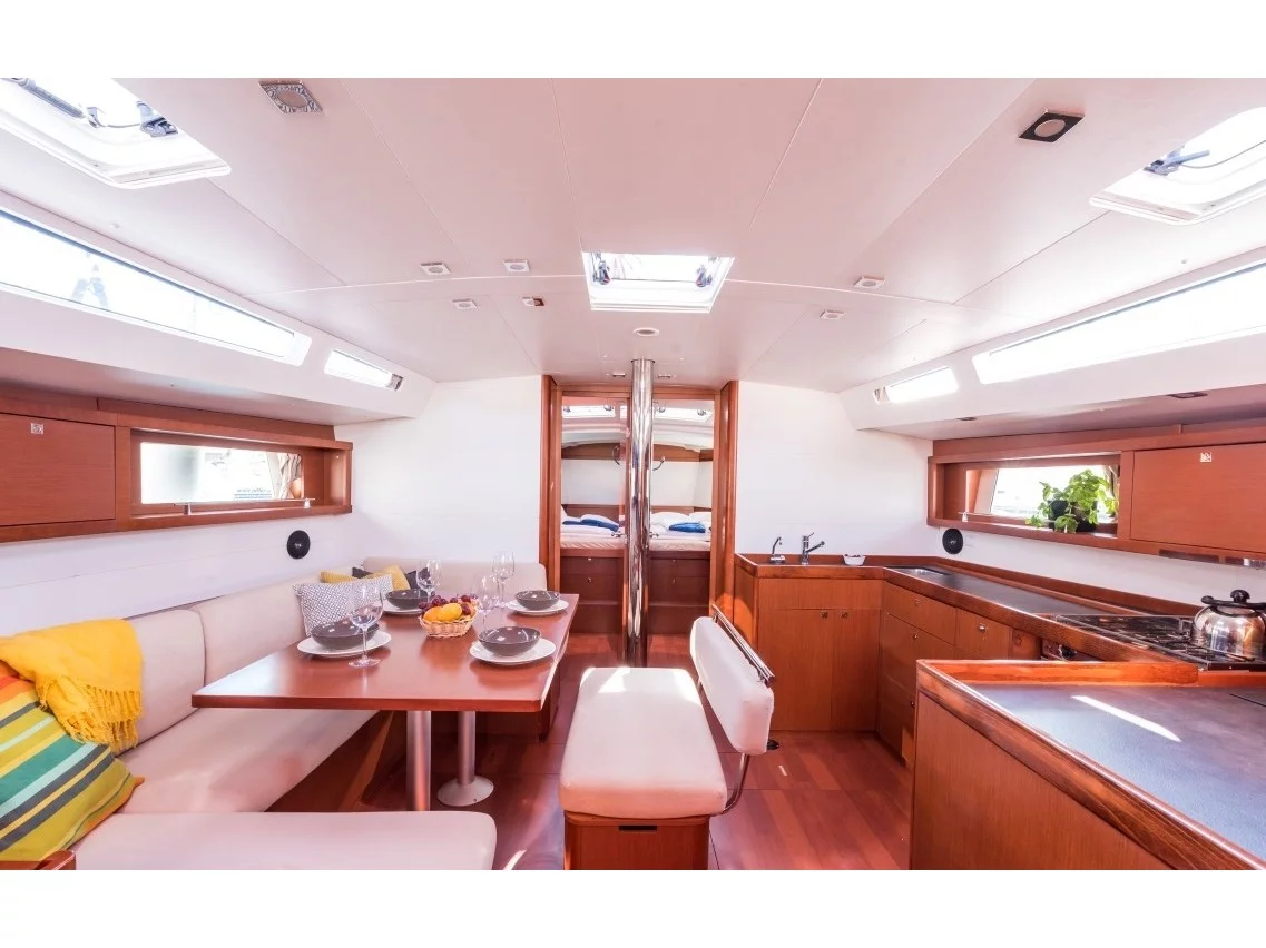 Oceanis 48 (Summer Dream) Interior image - 6