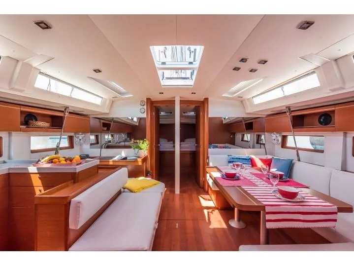Oceanis 51.1 (True Wind) Interior image - 4