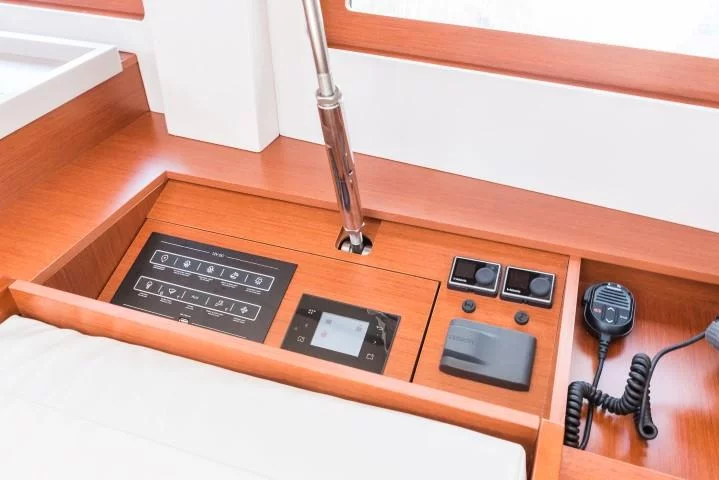 Oceanis 51.1 (True Wind)  - 6