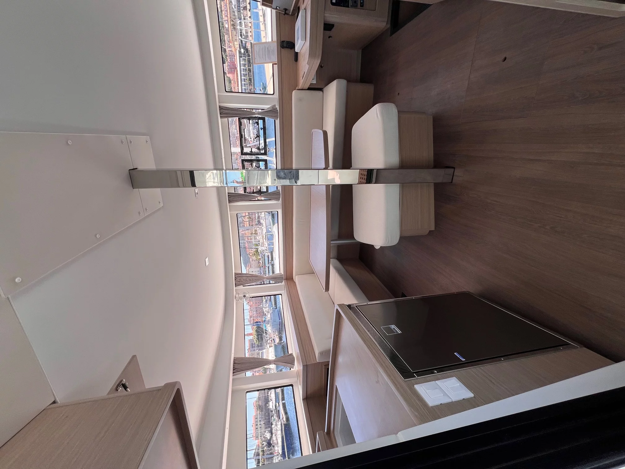 LAGOON 42 (CELAVIE) Interior image - 7