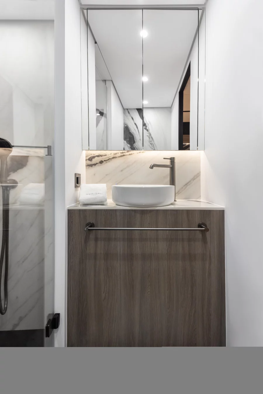Moon Yacht 60 (SEABARIT LX)  - 10
