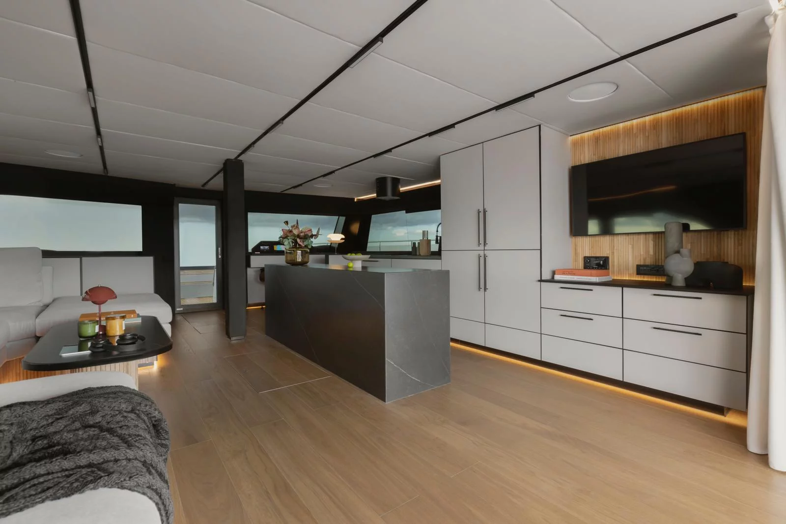 Moon Yacht 60 (Moonlight)  - 16