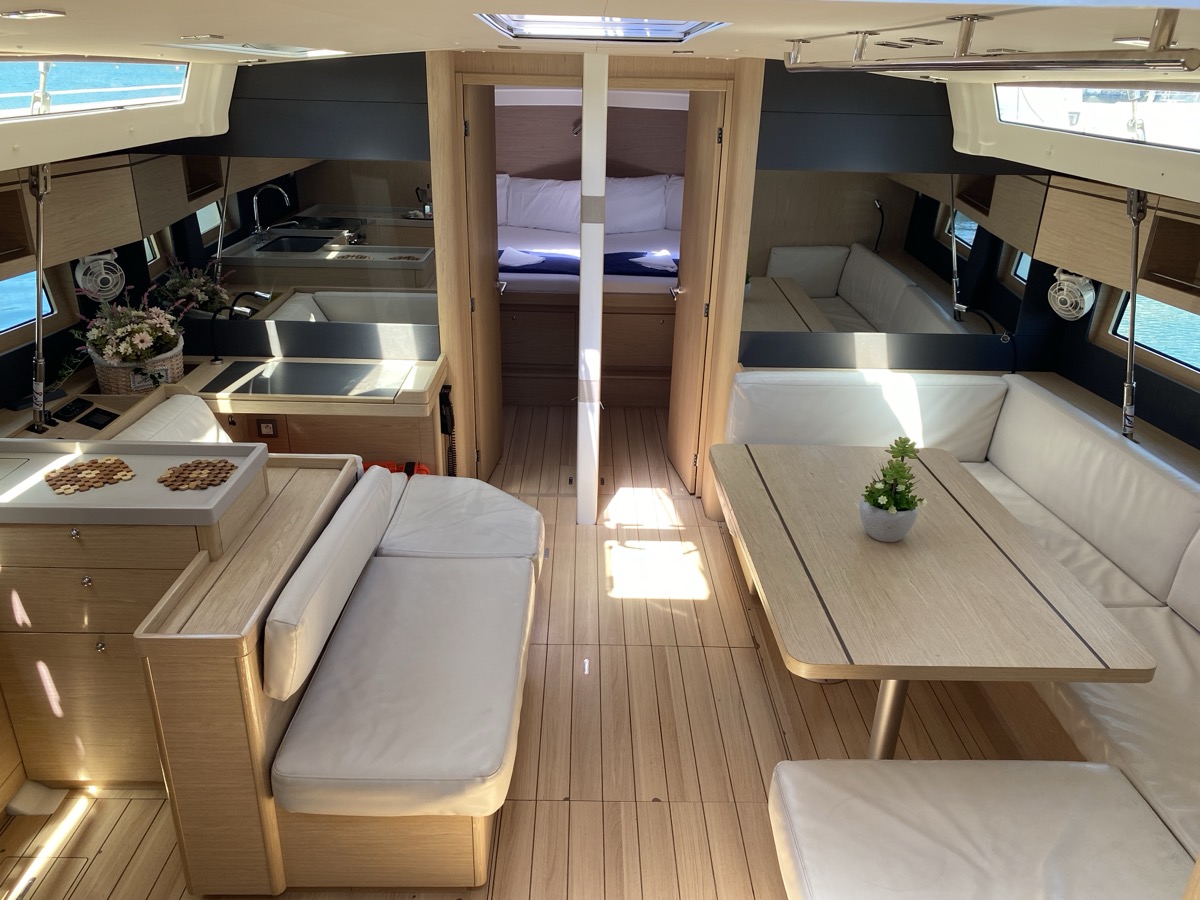 Oceanis 51.1 — photo 10
