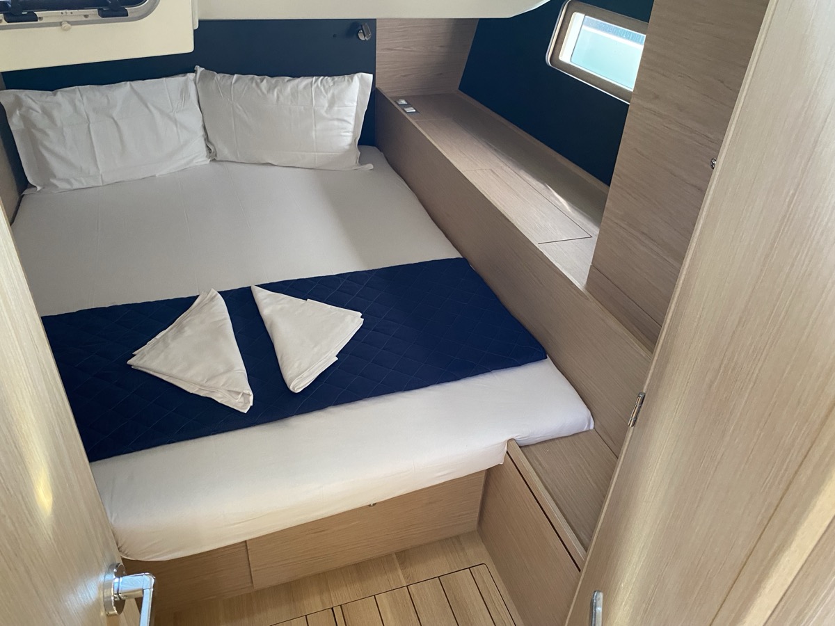 Oceanis 51.1 — photo 4