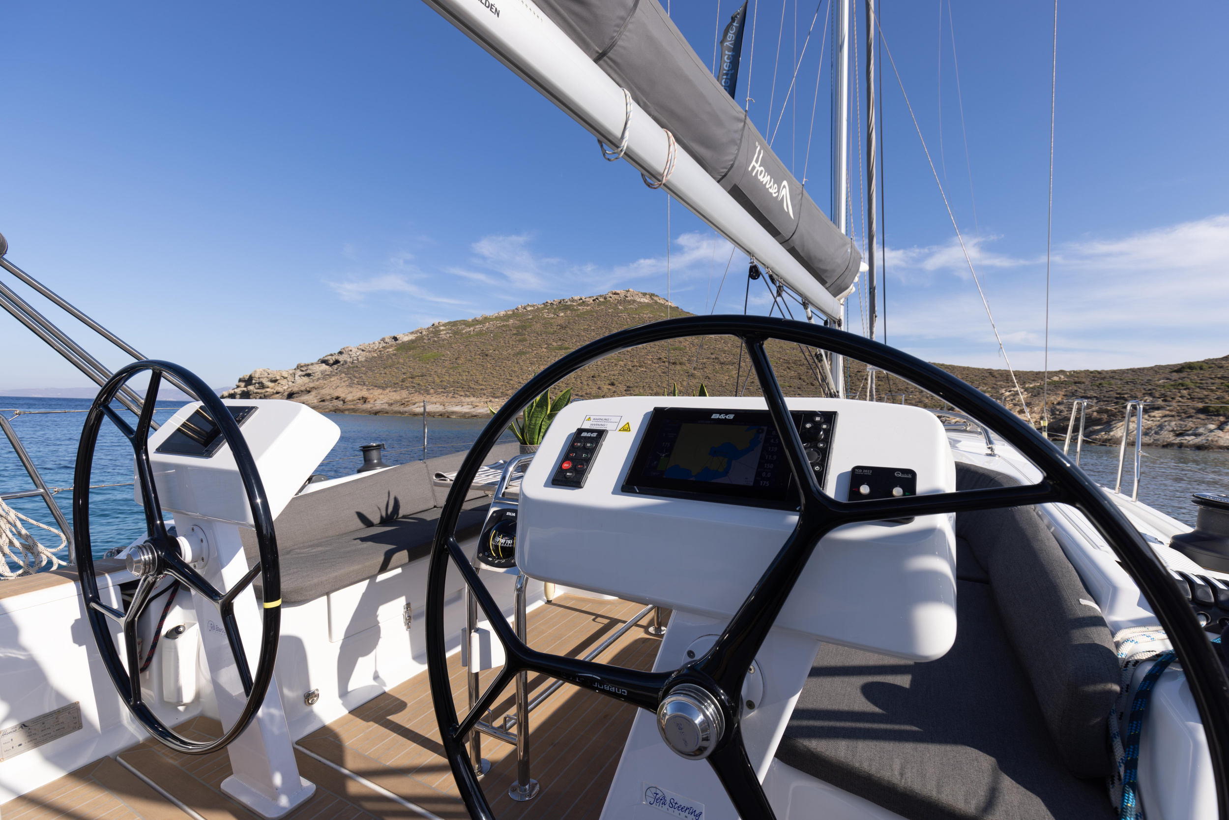 Photo #4 - Hanse 458-Owner Edition LUX (GEN, AC, WATERMAKER) (Kalimera) en Lavrion - 17881