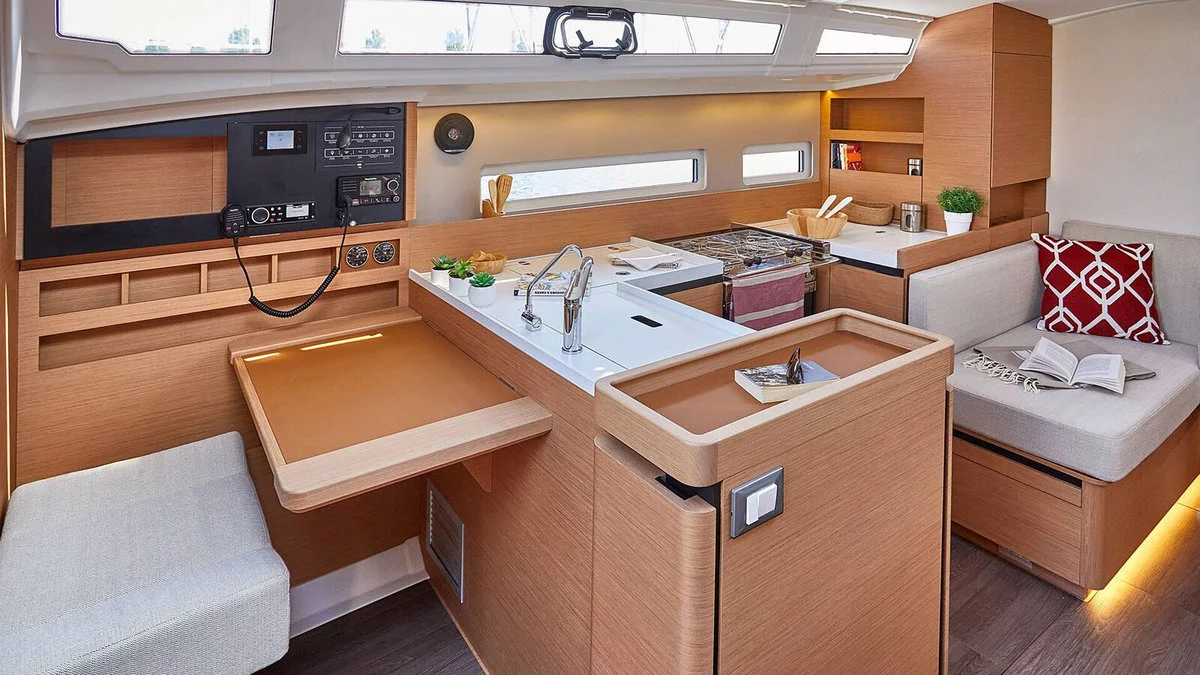 Sun Odyssey 410 ()  - 4