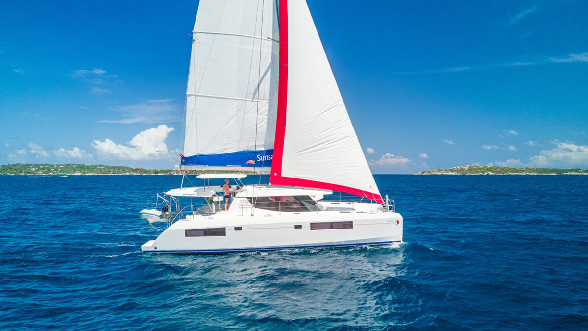 Photo #4 - Leopard 45 () in Mahe - 7354