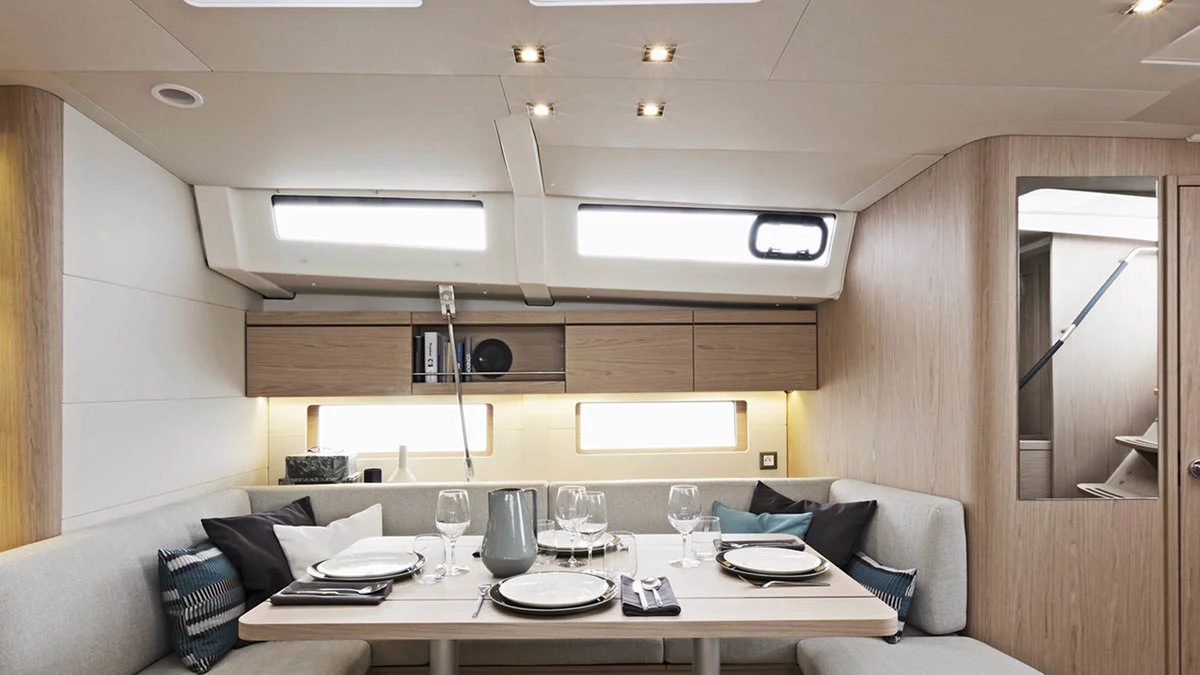 Oceanis 46 ()  - 15