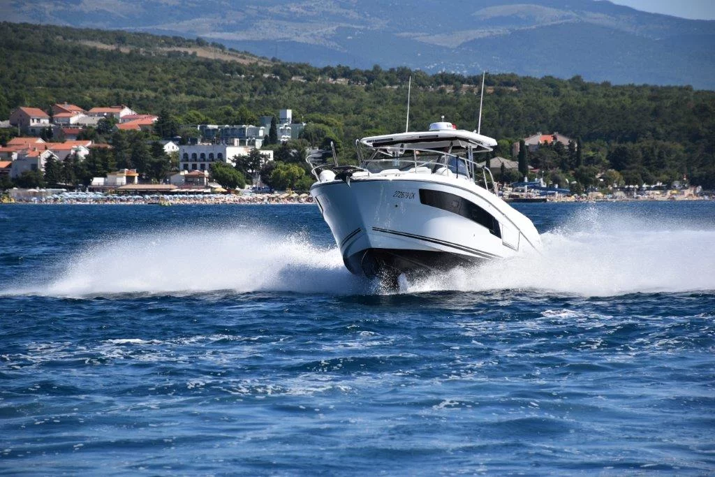 Cap Camarat 10.5 WA (272679 ZD)  - 3