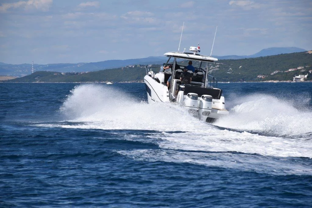 Cap Camarat 10.5 WA (272679 ZD)  - 10