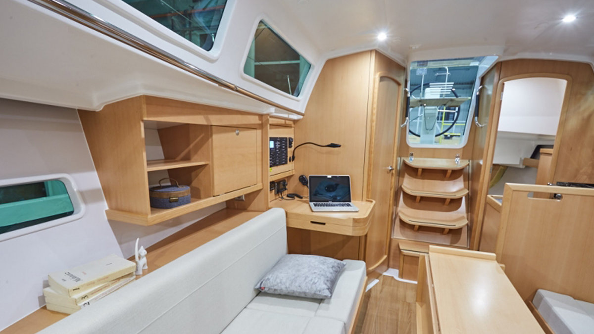 Photo #6 - Sun Odyssey 319 () en Procida - 10289