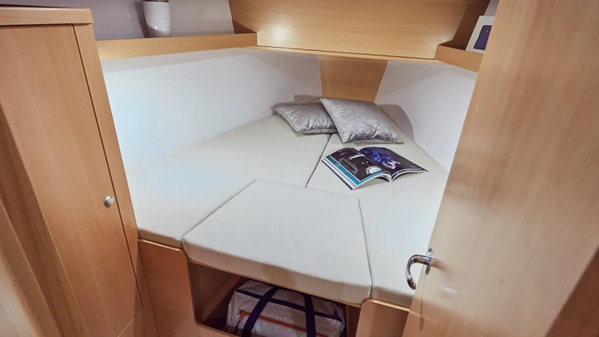 Sun Odyssey 319 ()  - 2