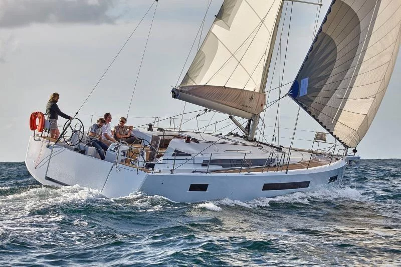Sun Odyssey 490 ()  - 6