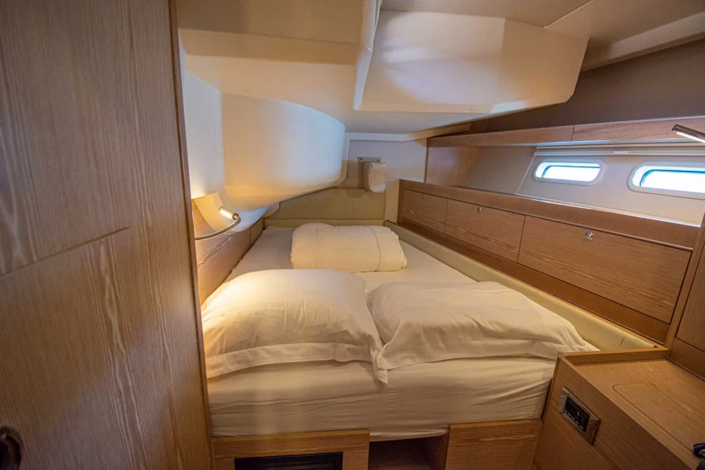 Hanse 575 (Kind of Blue)  - 12