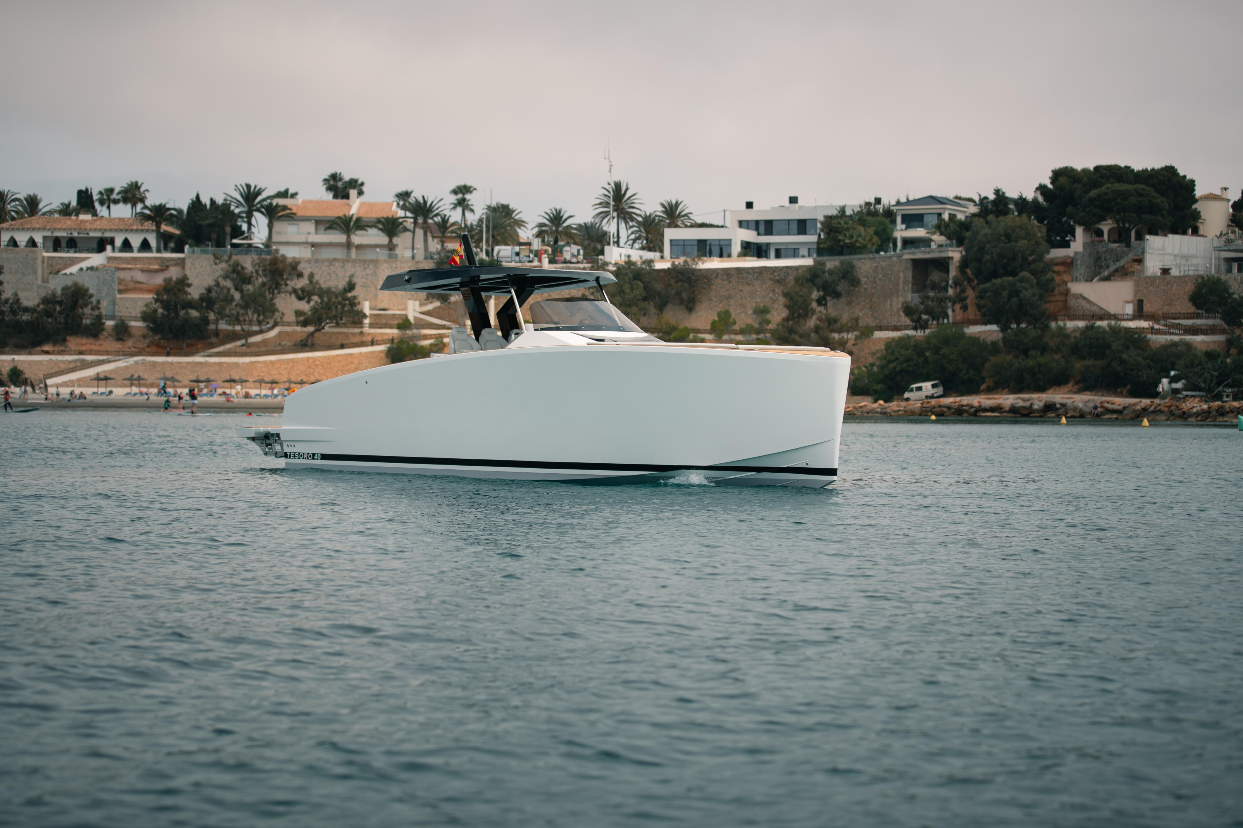 Photo #6 - Tesoro T40 (Riviera) in Glyfada - 17091