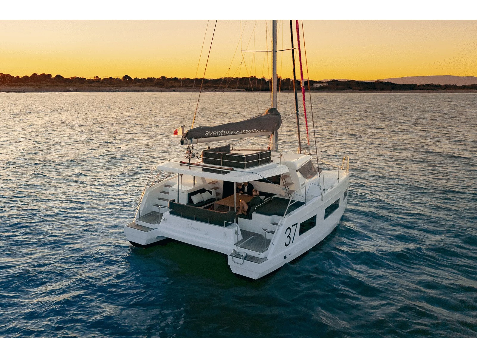 Aventura 37 (Zarah) Main image - 0