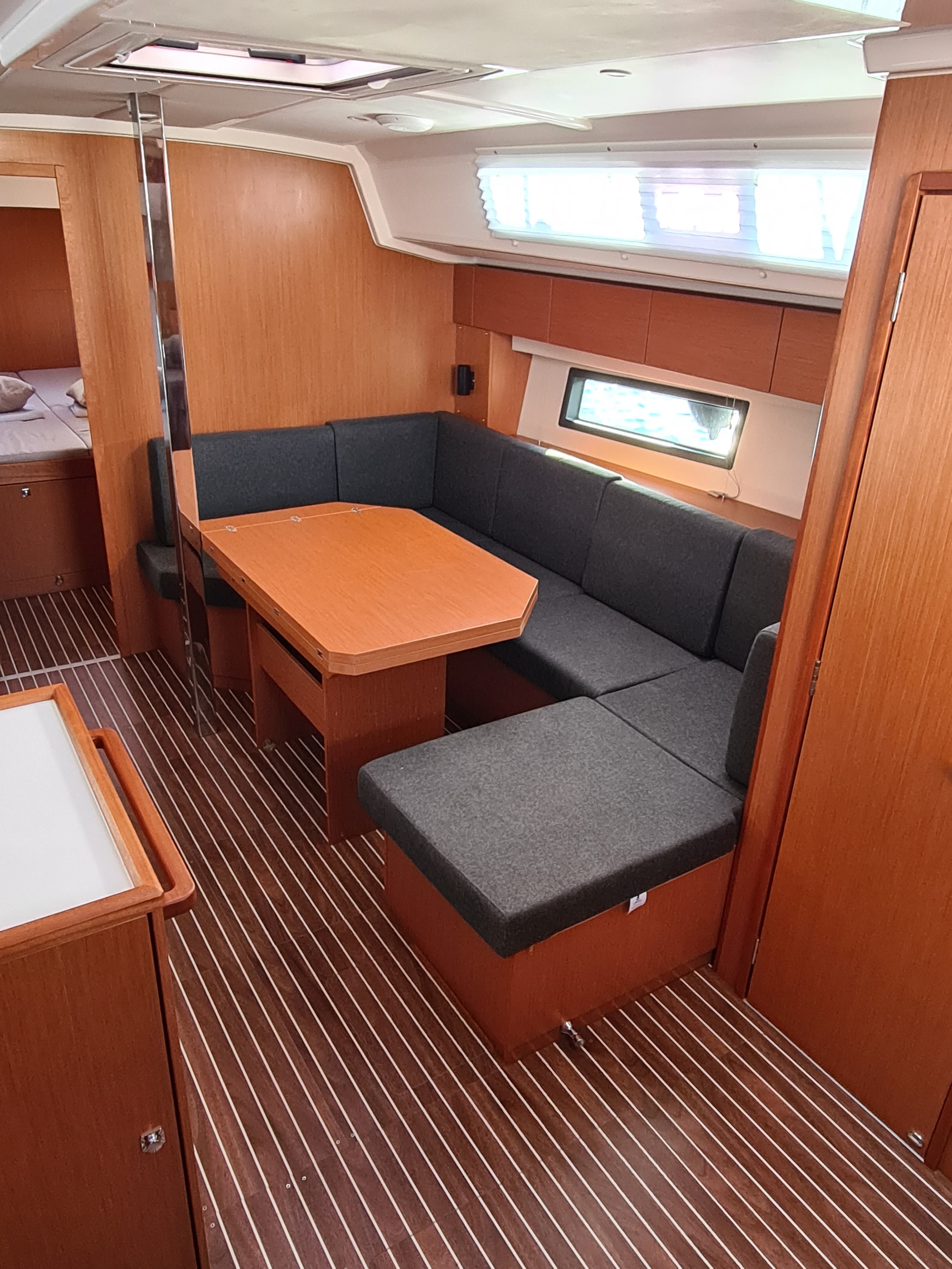Photo #13 - Bavaria C42 (Melia) in Mykonos - 5191