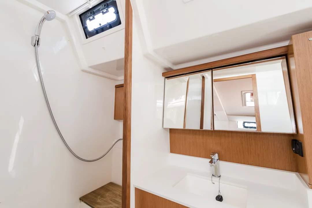 Bavaria C45 (Midas)  - 20