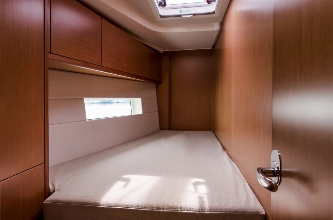 Bavaria C45 (Midas)  - 6