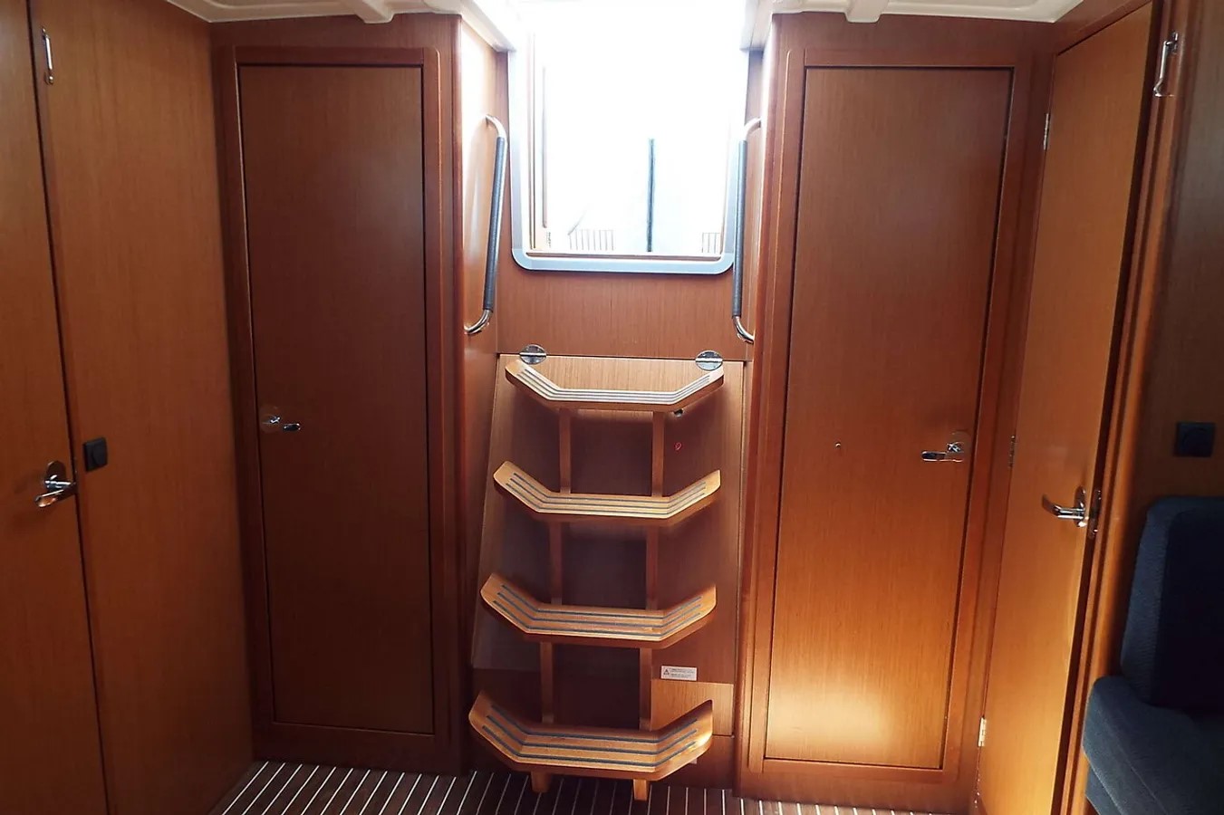 Bavaria 51 — photo 12