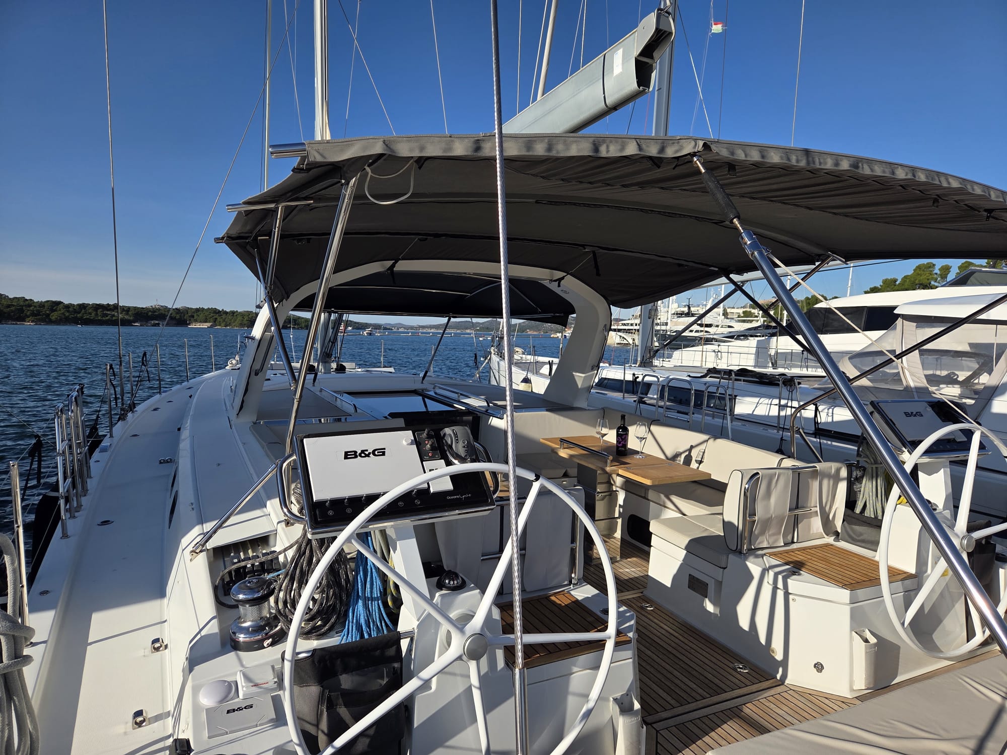 Oceanis 62 — photo 24