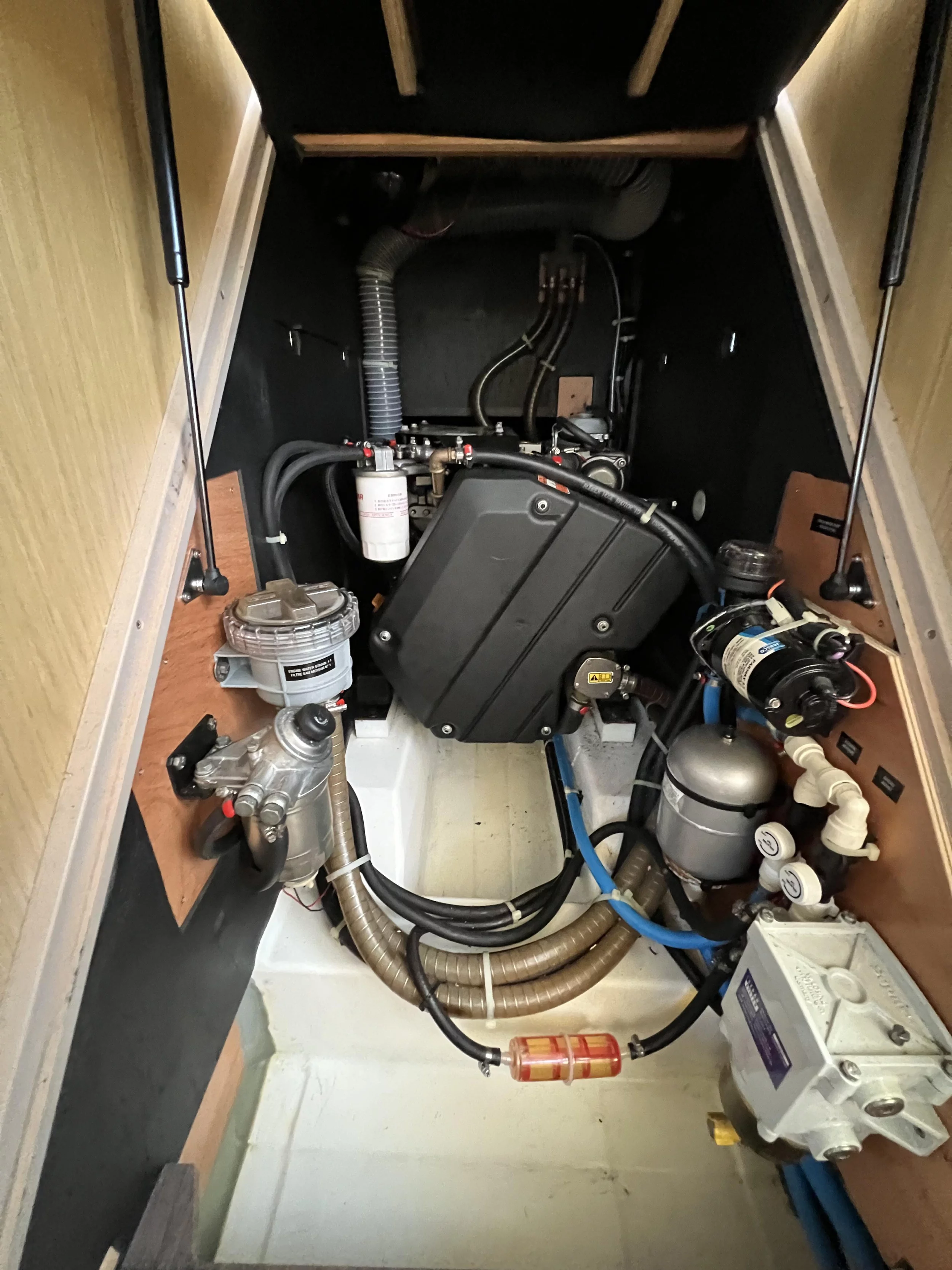 Oceanis 41.1 (Tikal 2)  - 1