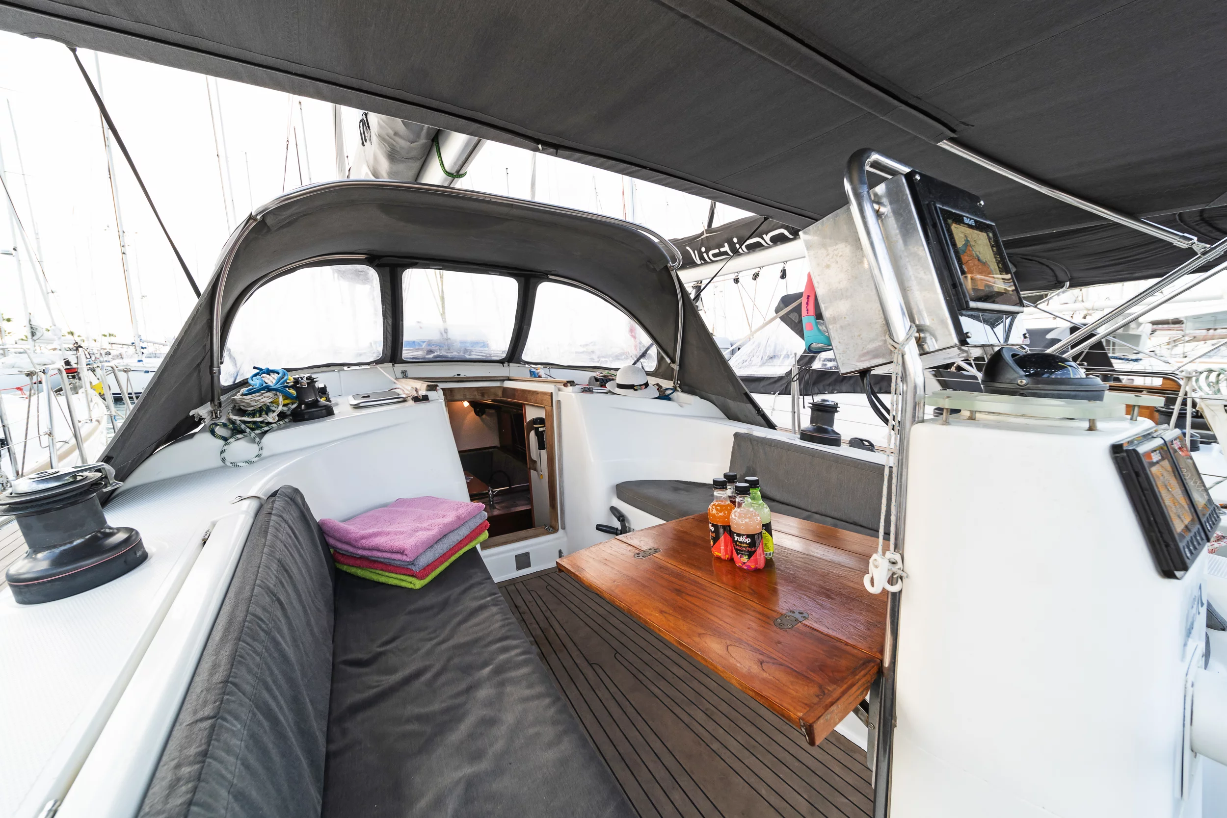Hanse 400. (Flyer of Lorne)  - 9