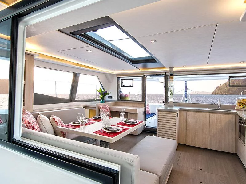 Leopard 45 () Interior image - 7