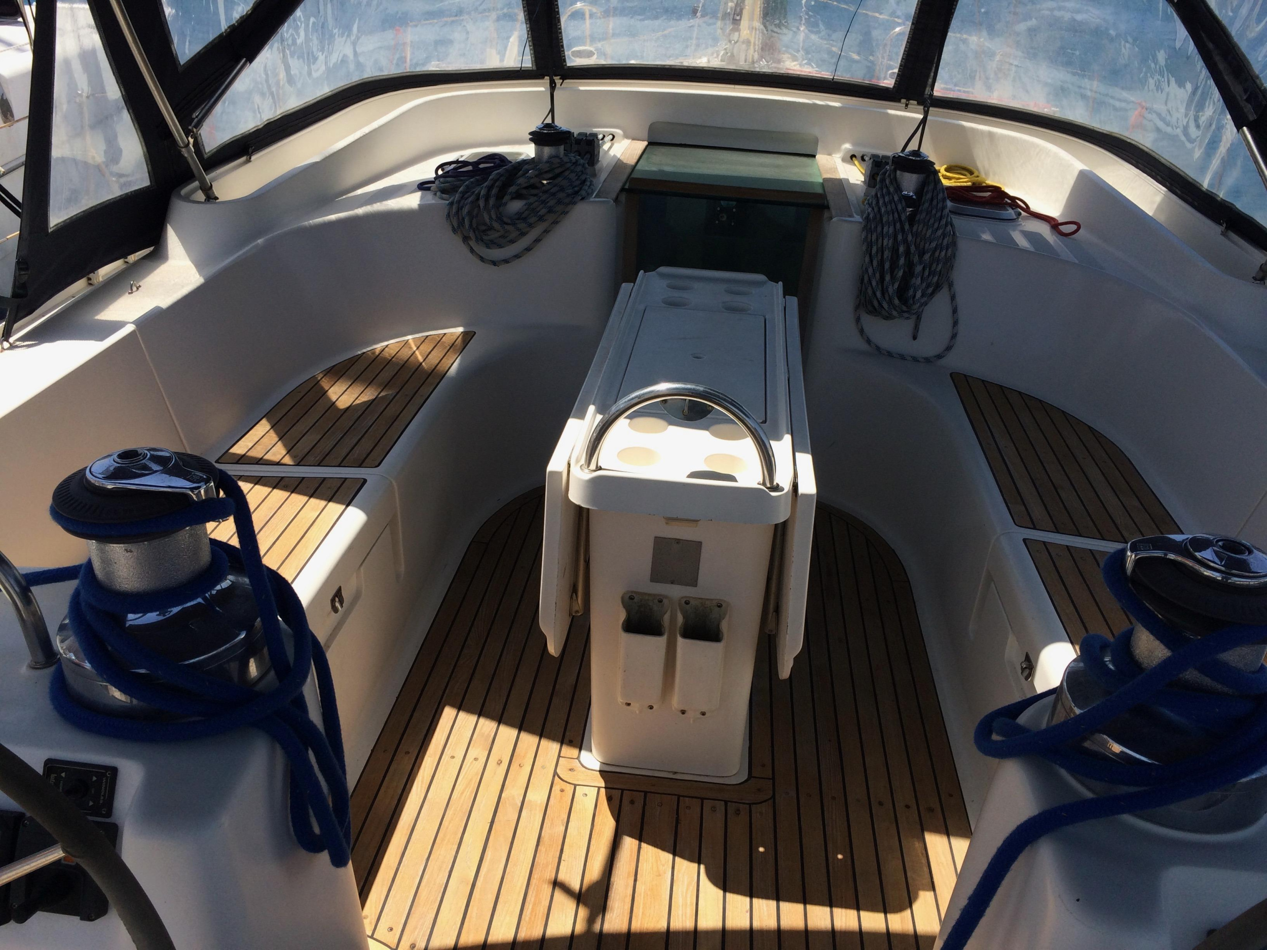 Photo #2 - Ocean Star 51.2 (Hermes) in Lavrion - 17330