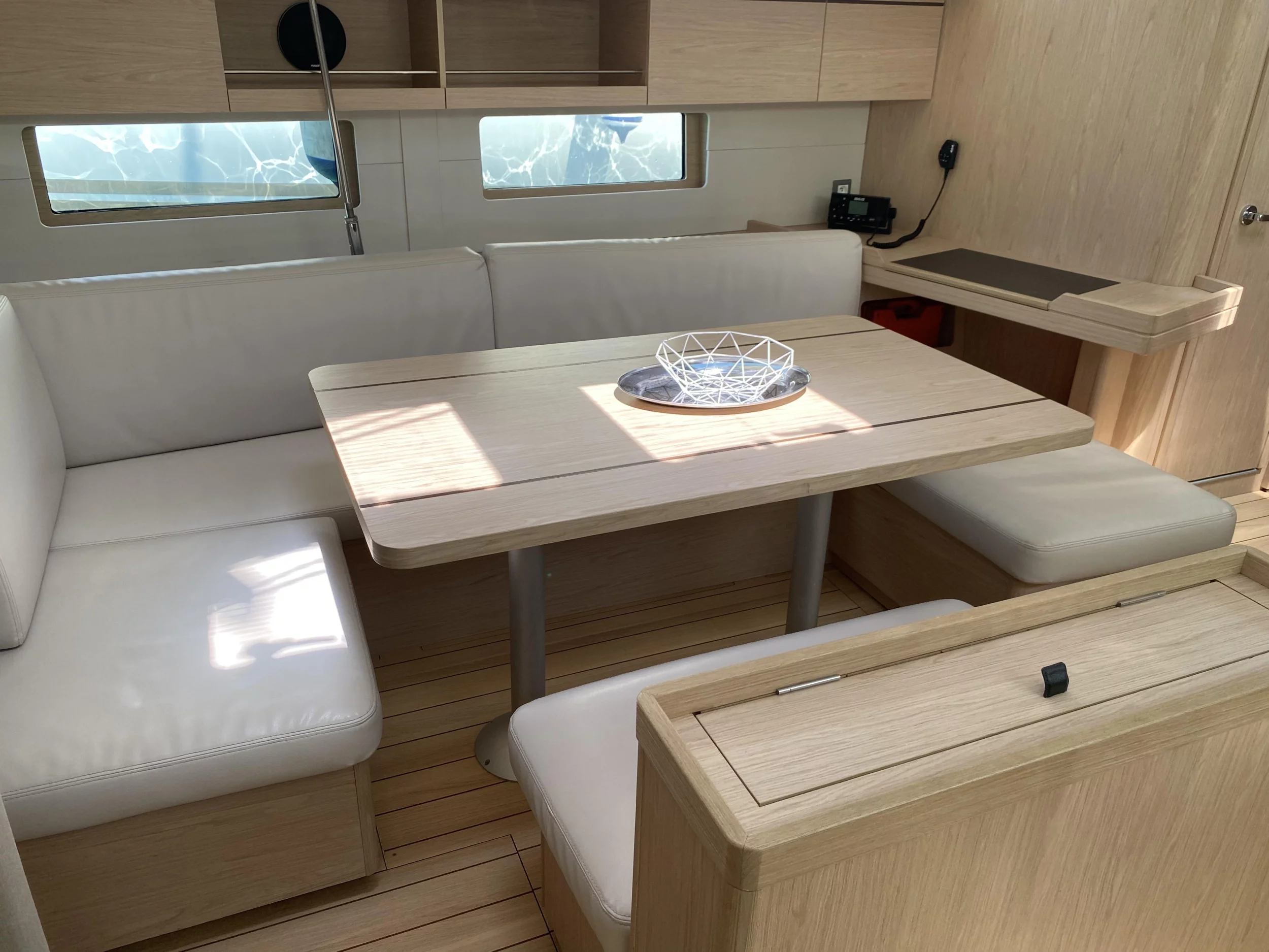 Oceanis 46.1 (4 cab) (Ferro Azzurro)  - 12