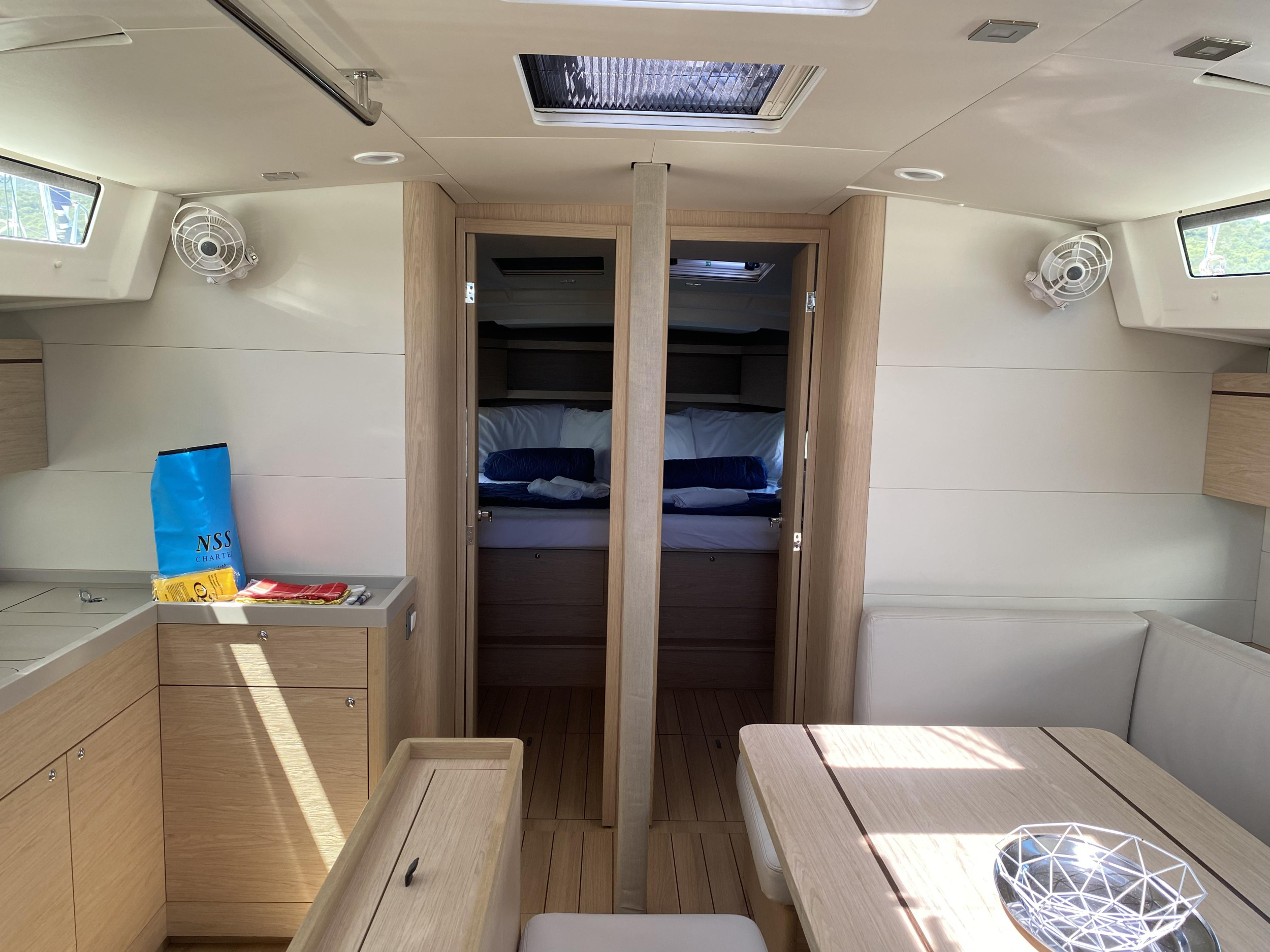 Photo #6 - Oceanis 46.1 (4 cab) (Ferro Azzurro) in Portisco - 8528