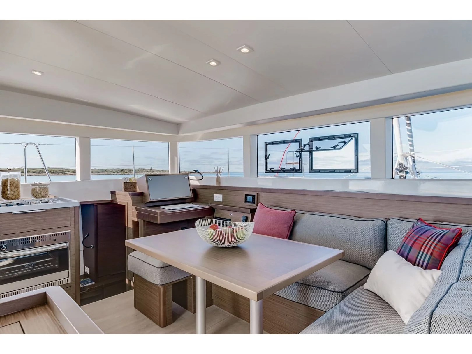 Lagoon 40 (Shima) Interior image - 3