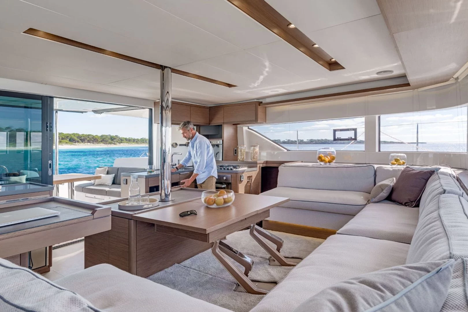 Lagoon 50 Owner's Version (Swice)  - 3