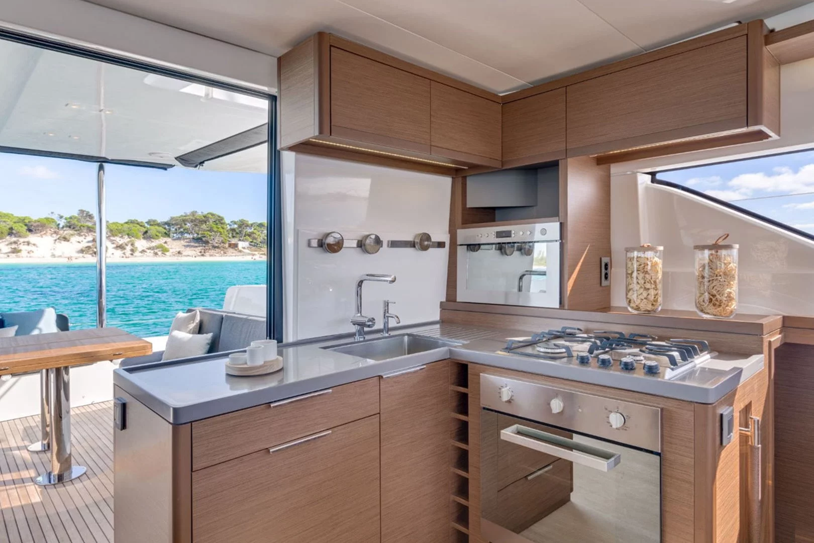 Lagoon 50 Owner's Version (Swice)  - 4
