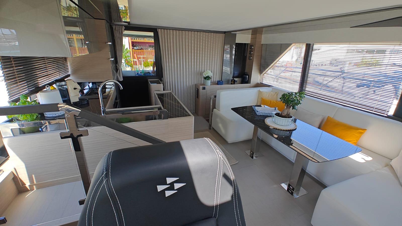 Prestige M48 — photo 5