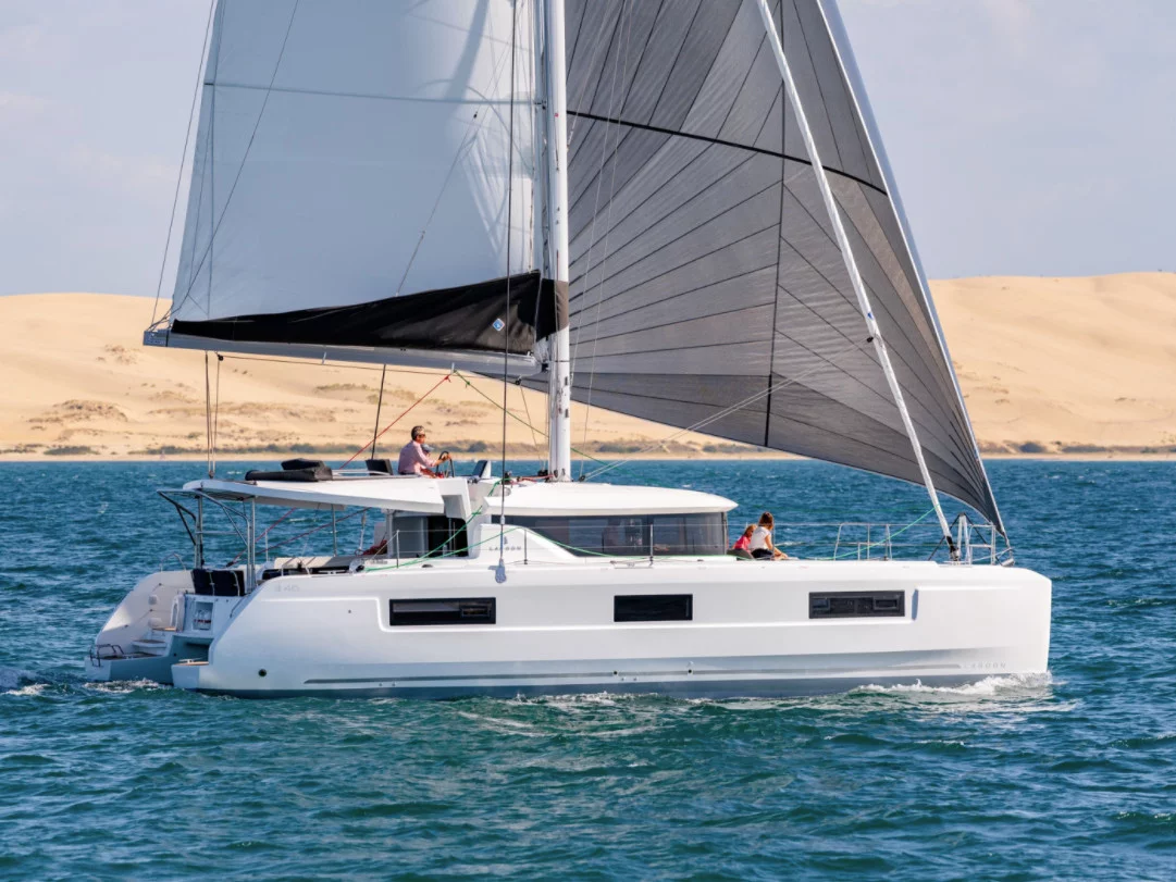 Lagoon 46 Flybridge (Seven Seas) Main image - 0