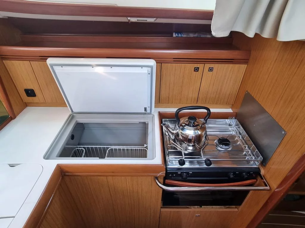Sun Odyssey 42 i (Sea Nest)  - 6