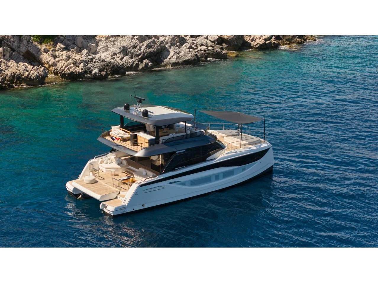 Prestige M7 — photo 1