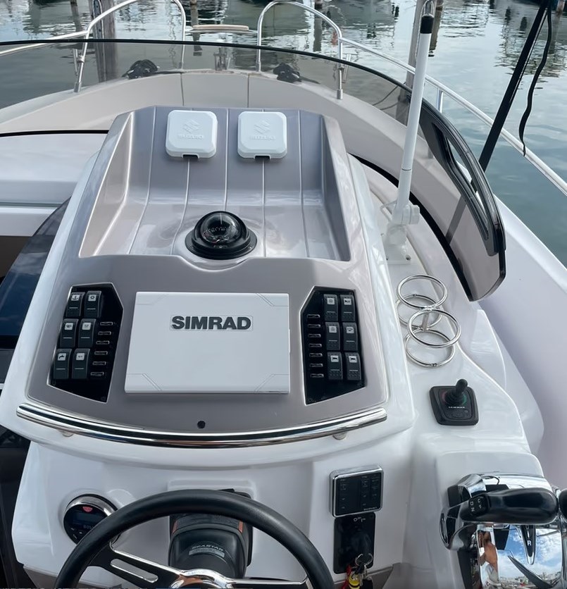 Sessa Marine Key Largo 26 — photo 5
