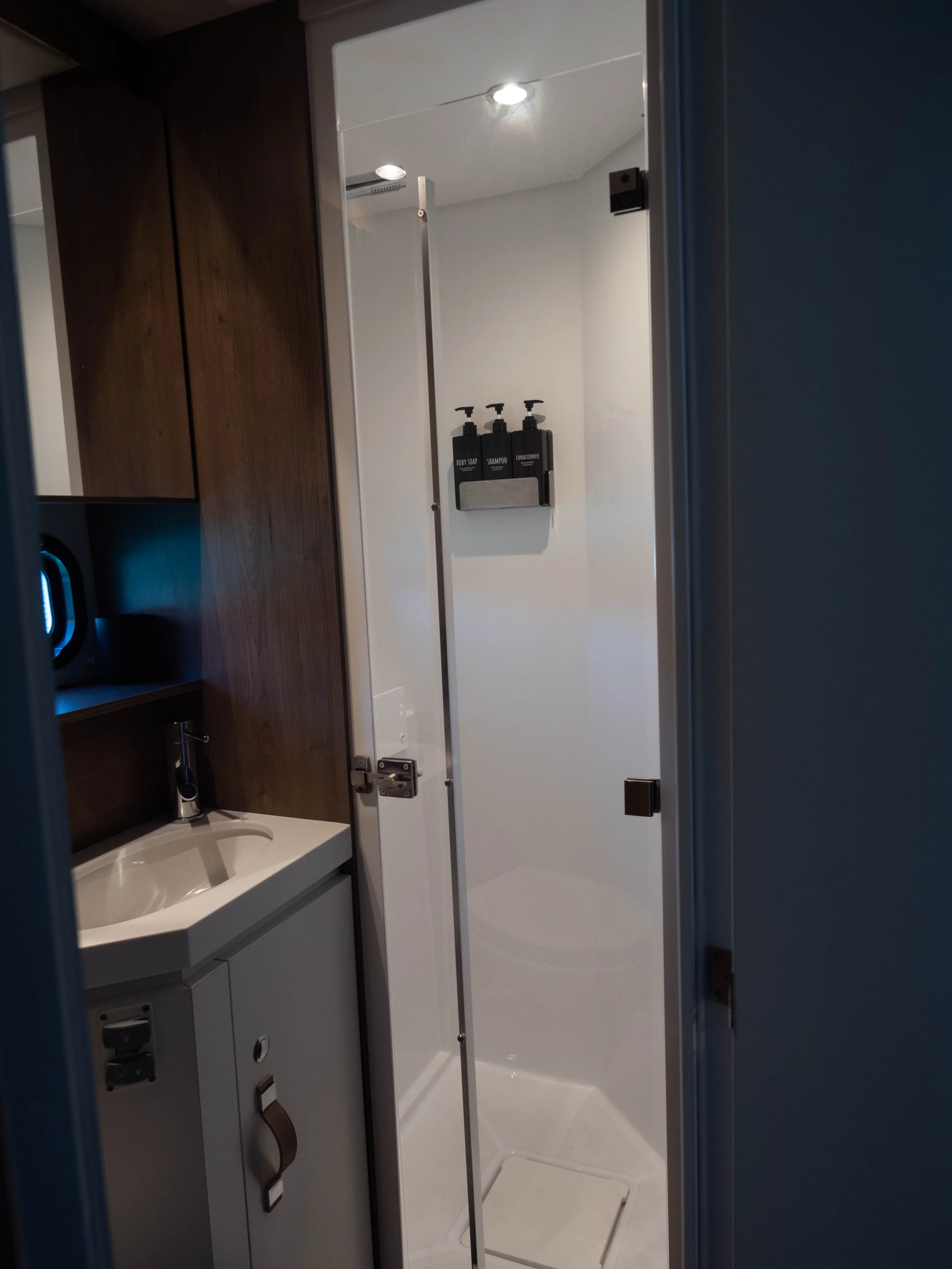 Bali 5.4. (MIM OCEAN 2) Shower - 13