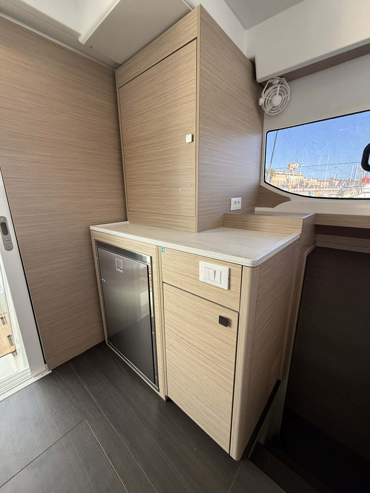 Lagoon 43 — photo 12