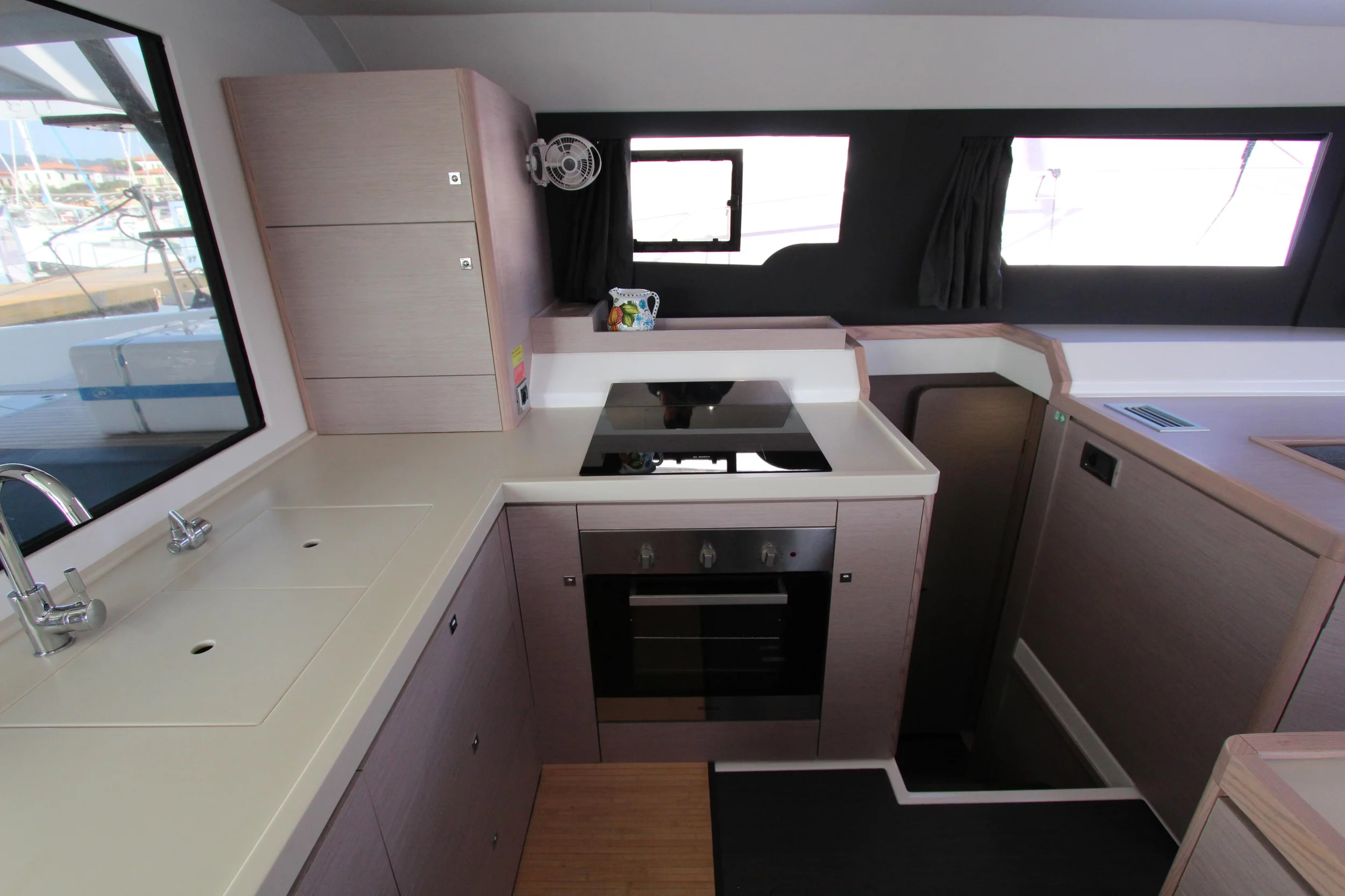 Dufour Catamaran 48 5c+5h (Lublu)  - 14