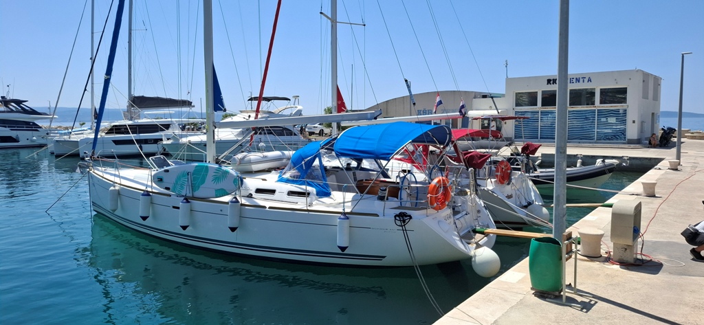 Photo #23 - Dufour 455 Grand Large (Hauraki (refitted 2025)) in Split - 10907