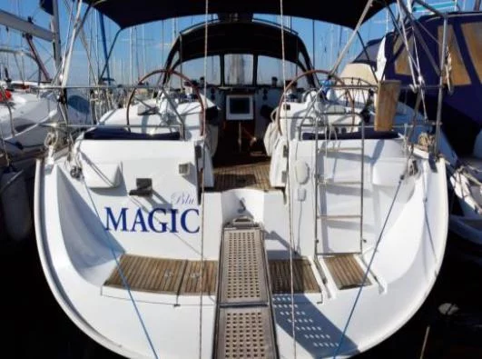 Oceanis 523 Clipper (Blue Magic)  - 8