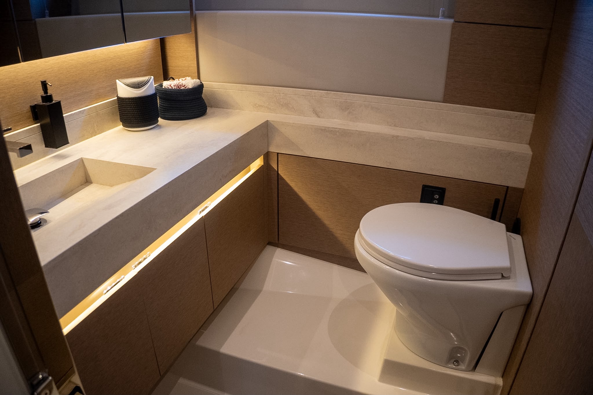 Prestige 520 S — photo 20