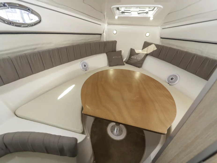 Eolo 770 Cruiser (Eolo) Interior image - 1