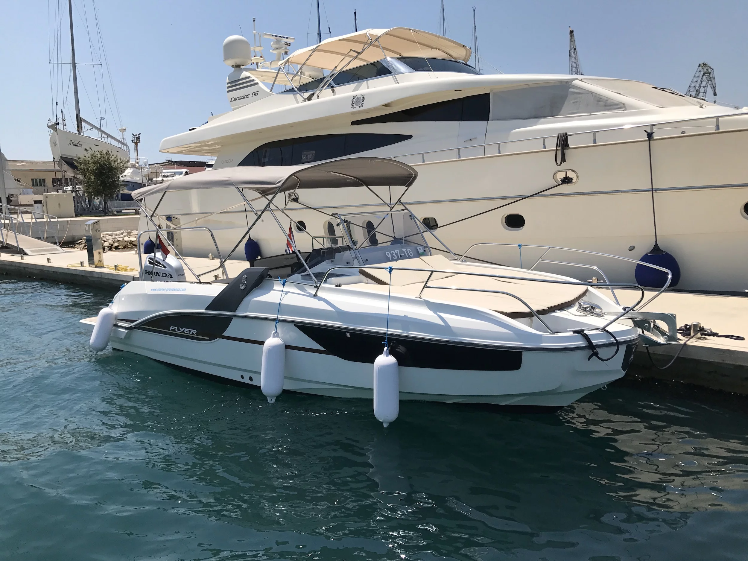Beneteau Flyer 7.7 (SUNdeck)  - 2