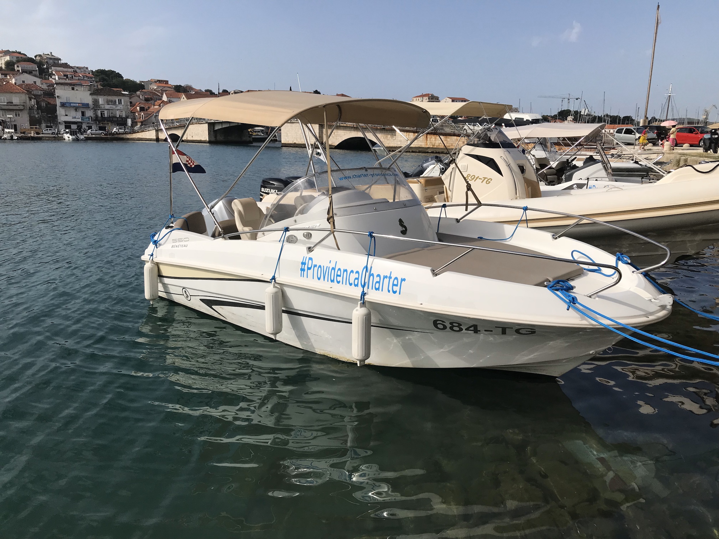 Photo #3 - Beneteau Flyer 550 SD (Beneteau Flyer 550 SUNdeck) in Trogir - 20453