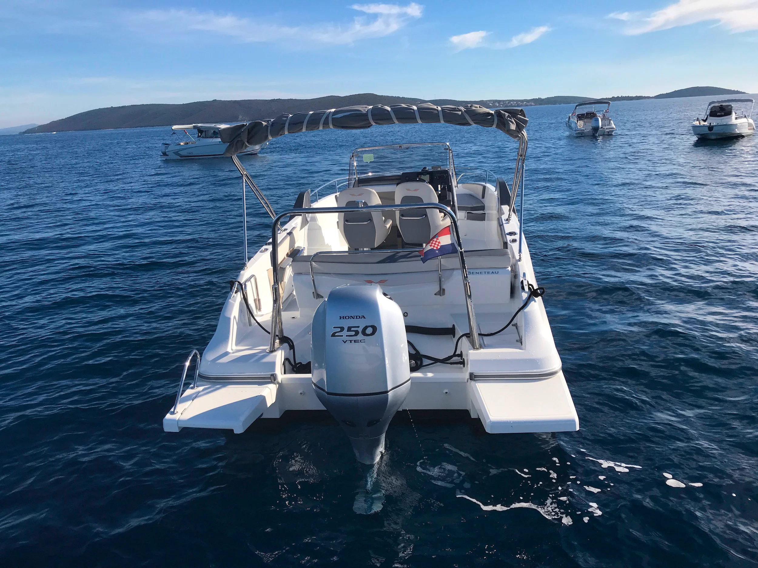 Beneteau Flyer 7.7 (SPACEDeck) Interior image - 8